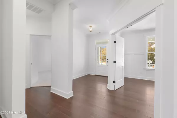 Hertford, NC 27944,172 Roanoke DR