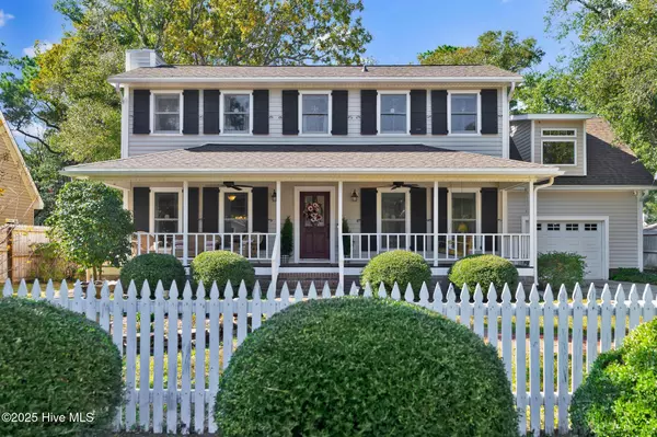 223 Sellers ST, Oak Island, NC 28465