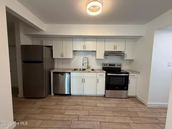 Jacksonville, NC 28546,218 Myrtlewood CIR