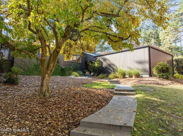 Pinehurst, NC 28374,75 Lake Dornoch DR