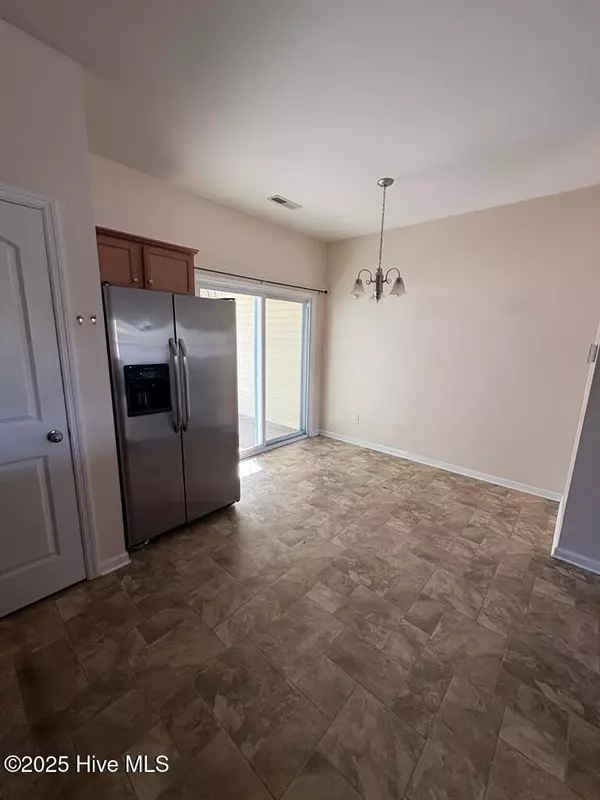 Sneads Ferry, NC 28460,626 Ebb Tide LN