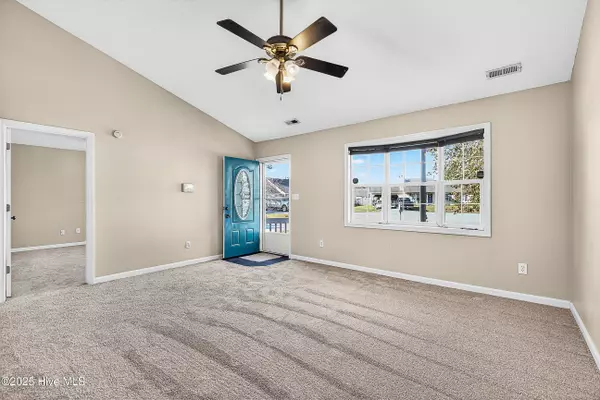 Hubert, NC 28539,447 Dion DR