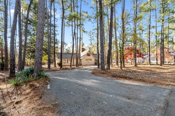 12 Cardinal DR, Jackson Springs, NC 27281