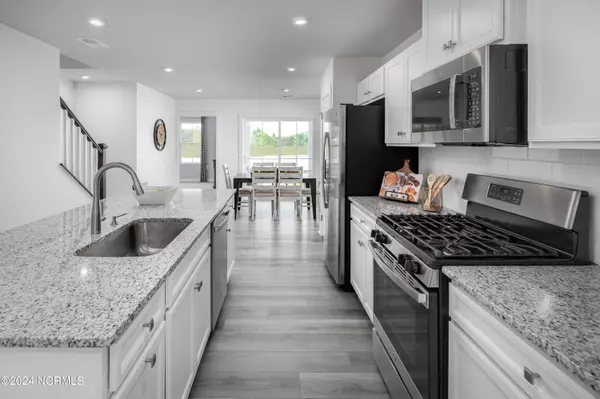 Bolivia, NC 28422,1439 Pine Log TRL NE