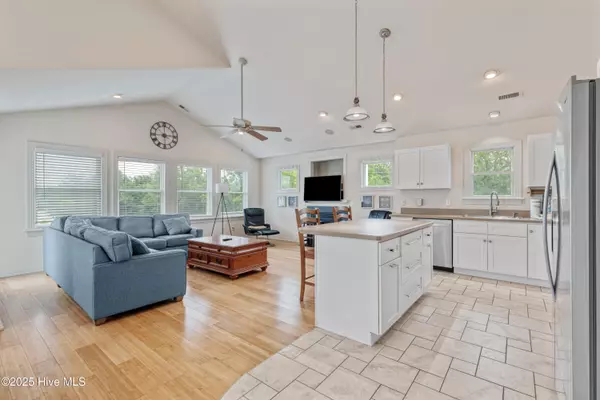 Corolla, NC 27927,759 Ridge Point DR