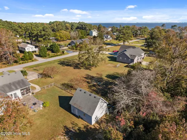 Aydlett, NC 27916,117 Lighthouse VW