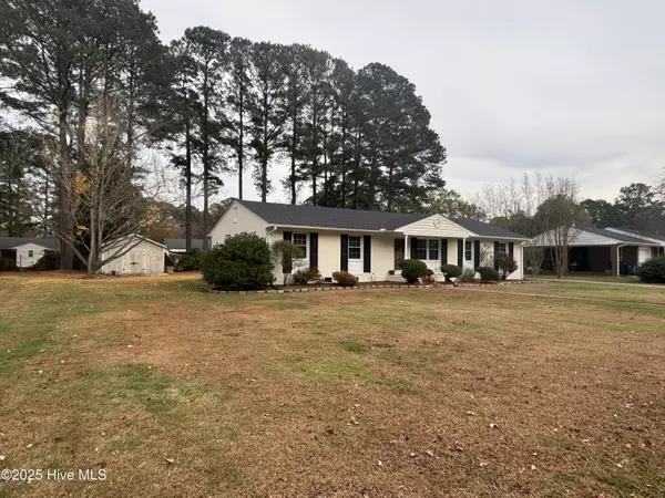 Murfreesboro, NC 27855,103 Springlake DR