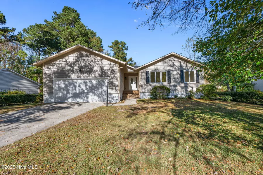 309 Channel Run DR, New Bern, NC 28562