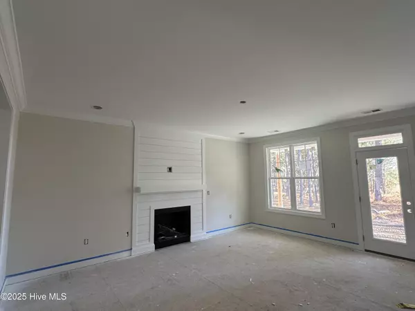 West End, NC 27376,492 Longleaf DR