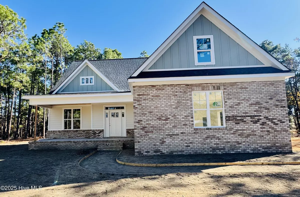 West End, NC 27376,492 Longleaf DR