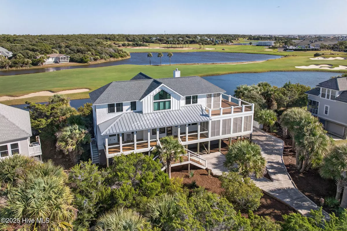Bald Head Island, NC 28461,12 Water Thrush CT