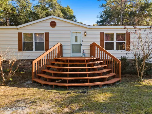 Bolivia, NC 28422,685 Beachwood DR SE