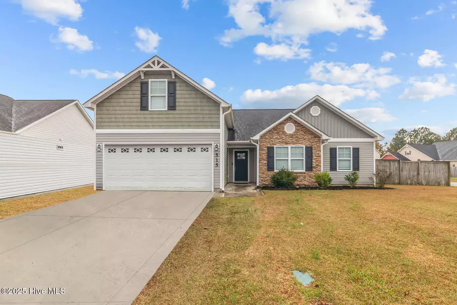 515 New Hanover TRL, Jacksonville, NC 28546