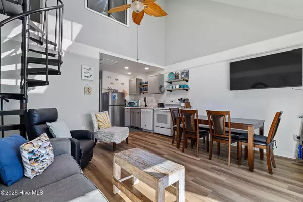 North Topsail Beach, NC 28460,892 New River Inlet RD #4