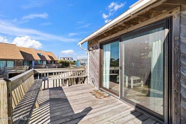 North Topsail Beach, NC 28460,892 New River Inlet RD #4