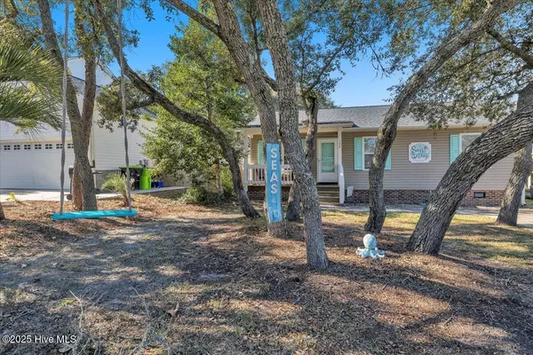 Oak Island, NC 28465,135 NE 36th ST