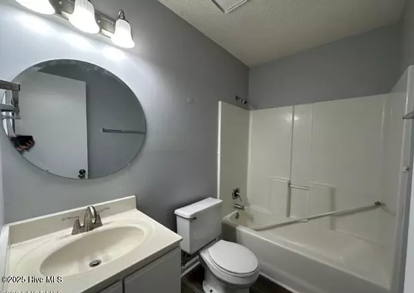 Midway Park, NC 28544,205 Live Oak CT