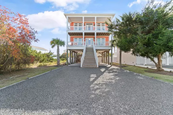 Holden Beach, NC 28462,211 Brunswick AVE W