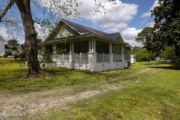 Warsaw, NC 28398,315 E Hill ST