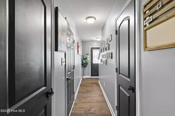 Hubert, NC 28539,135 Rosemary AVE