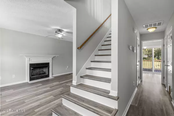 Jacksonville, NC 28540,305 Beverly DR