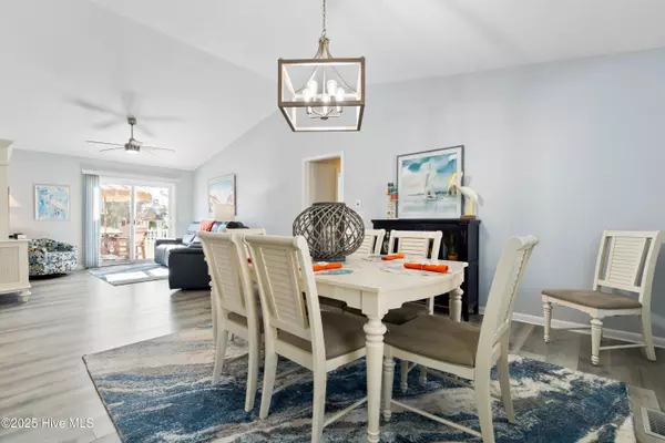 Ocean Isle Beach, NC 28469,1564 Shipwatch LN SW