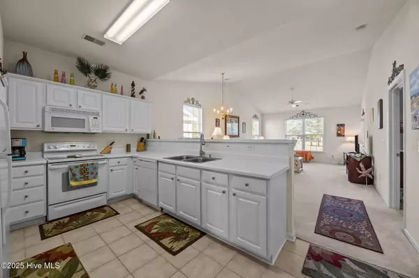Sunset Beach, NC 28468,916 Great Egret CIR SW ## 3