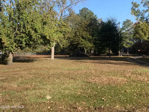 New Bern, NC 28560,185 Saints Delight Church RD