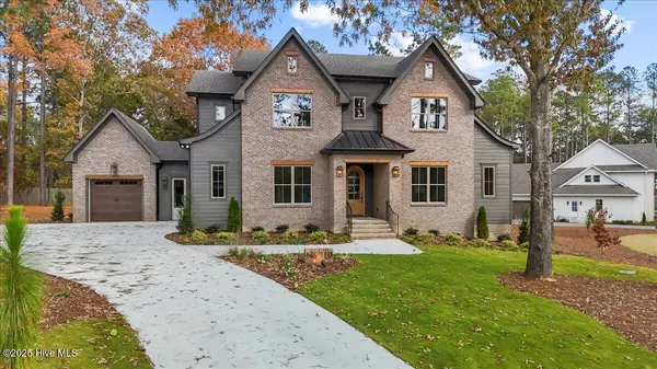 Pinehurst, NC 28374,310 Sloan LN