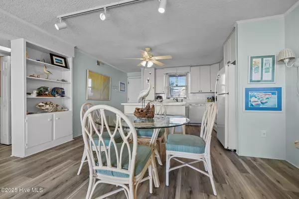 Atlantic Beach, NC 28512,2305 W Fort Macon RD #101