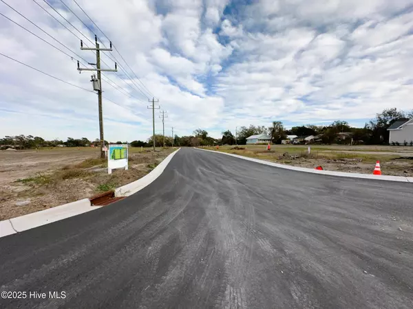 Morehead City, NC 28557,2400/2402 Ferabee ST