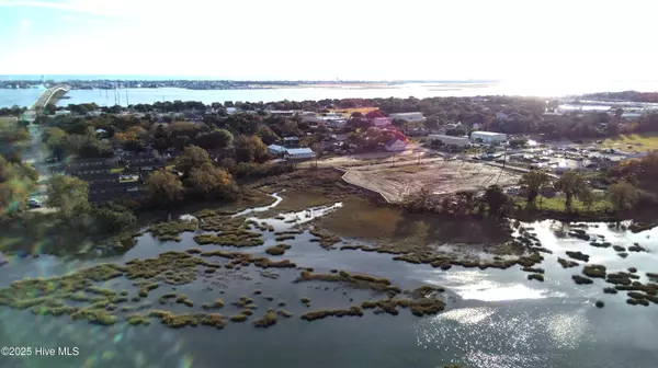 Morehead City, NC 28557,2400/2402 Ferabee ST