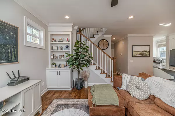 Southern Pines, NC 28387,705 N Leak ST