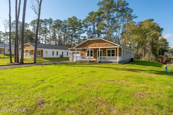 Holly Ridge, NC 28445,333 N Dyson ST