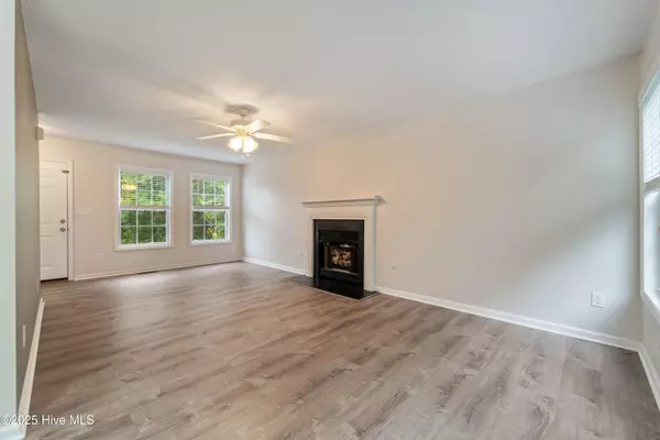 Jacksonville, NC 28540,141 Constitution AVE