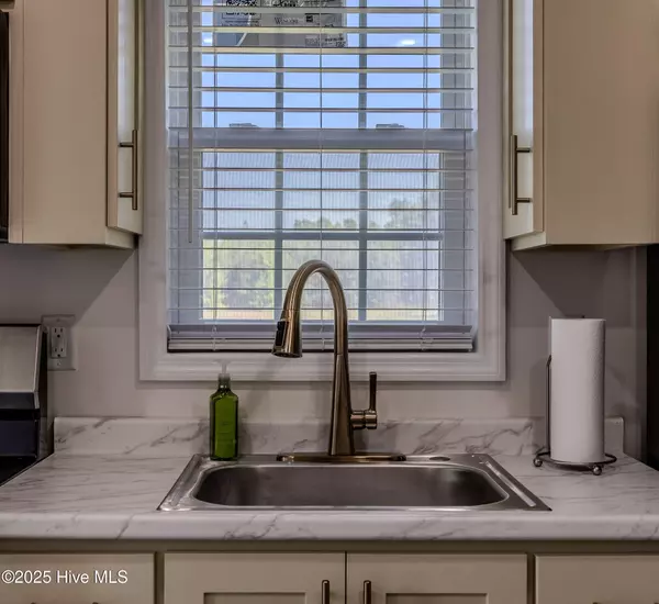 Pembroke, NC 28372,1075a Pine ST