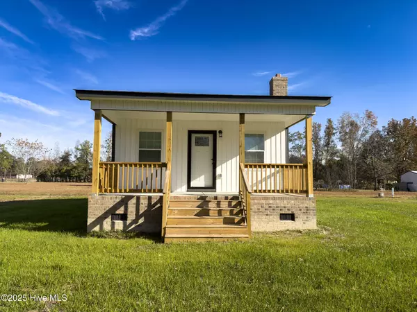 1075b Pine ST, Pembroke, NC 28372