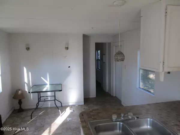 Southport, NC 28461,4163 9th ST SE