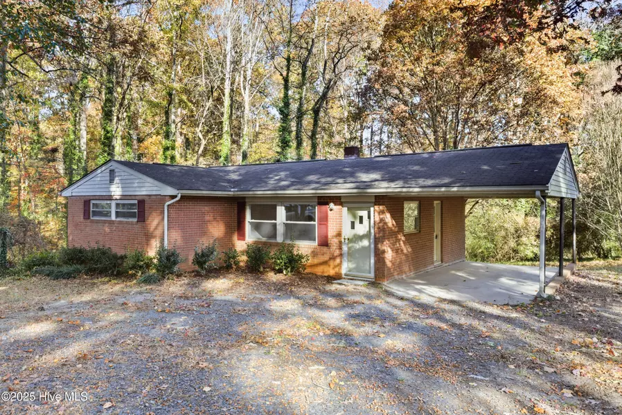 353 Auman AVE, Asheboro, NC 27205