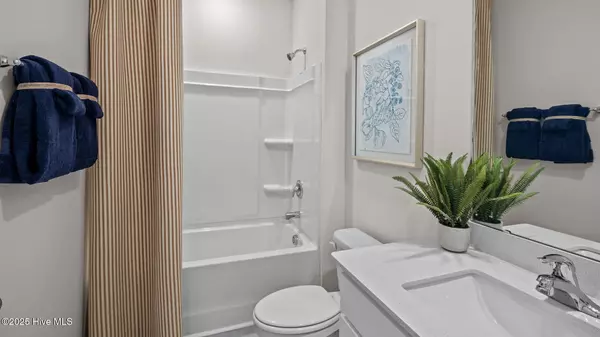 New Bern, NC 28560,226 Lake Tyler DR