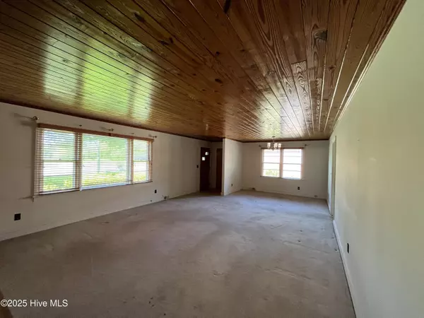 Morehead City, NC 28557,3205 Bridges ST