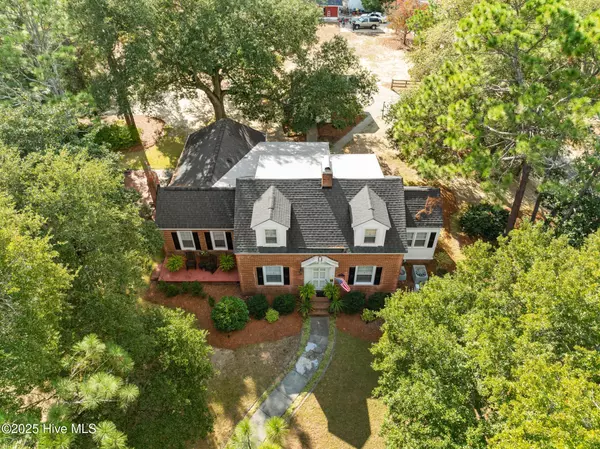 Hamlet, NC 28345,607 Rollins AVE