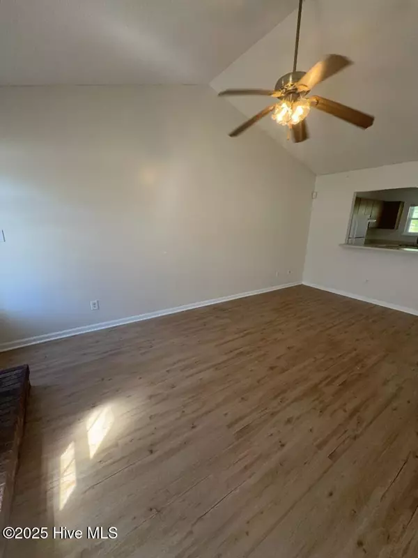 Midway Park, NC 28544,212 Live Oak CT