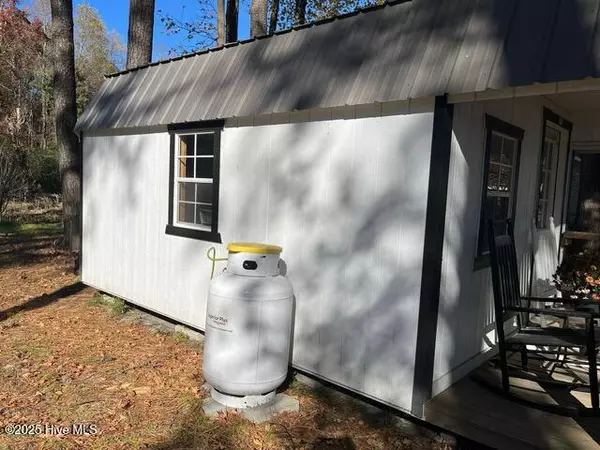 Elizabeth City, NC 27909,1145 Four Forks RD