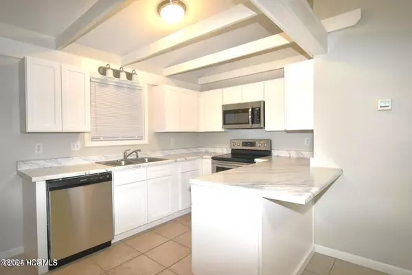 Jacksonville, NC 28546,129 Twinwood DR