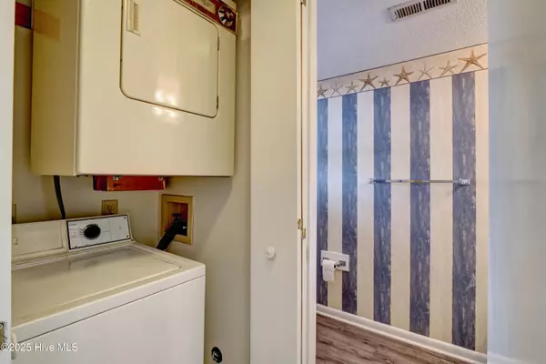 Wilmington, NC 28403,2029 Eastwood RD #Apt 116