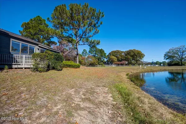 New Bern, NC 28560,7503 Windward DR