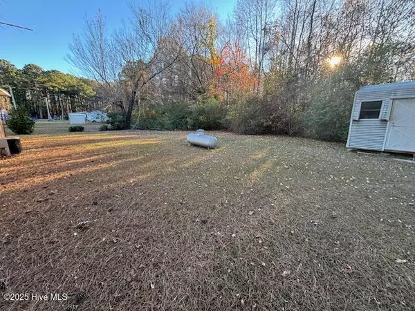 Macclesfield, NC 27852,957 N Fountain RD