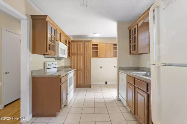 Jacksonville, NC 28540,404 Dogwood LN