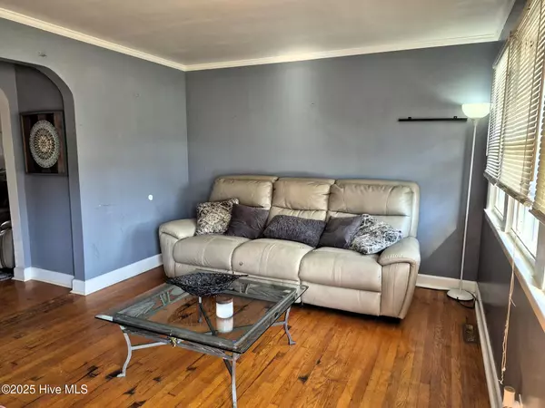 Elizabeth City, NC 27909,108 Rosedale DR